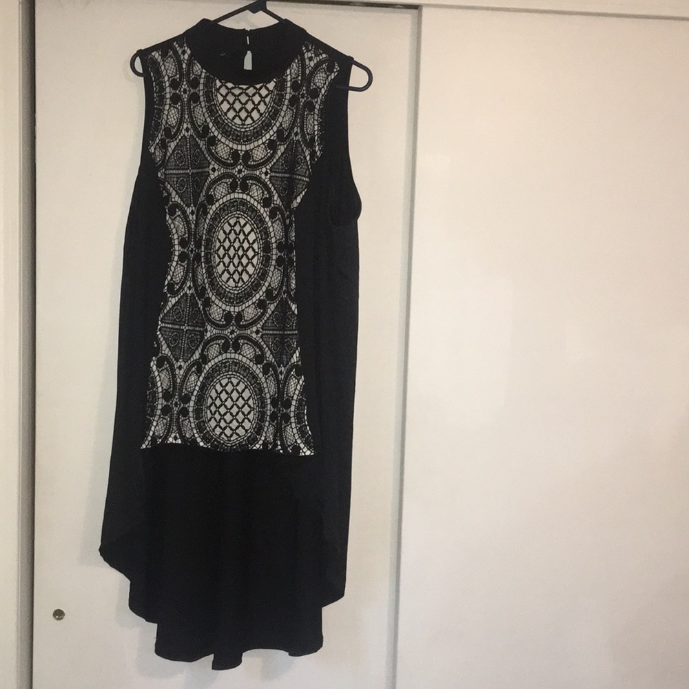 Ashley Stewart Black Sleeveless Mock Lace Duster